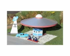 Bachmann Roadside U.S.A. Building Area 51 Fuel Station w/Pumps (HO Scale)