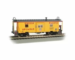 Bachmann HO Bay Window Caboose w Roof Walk UP